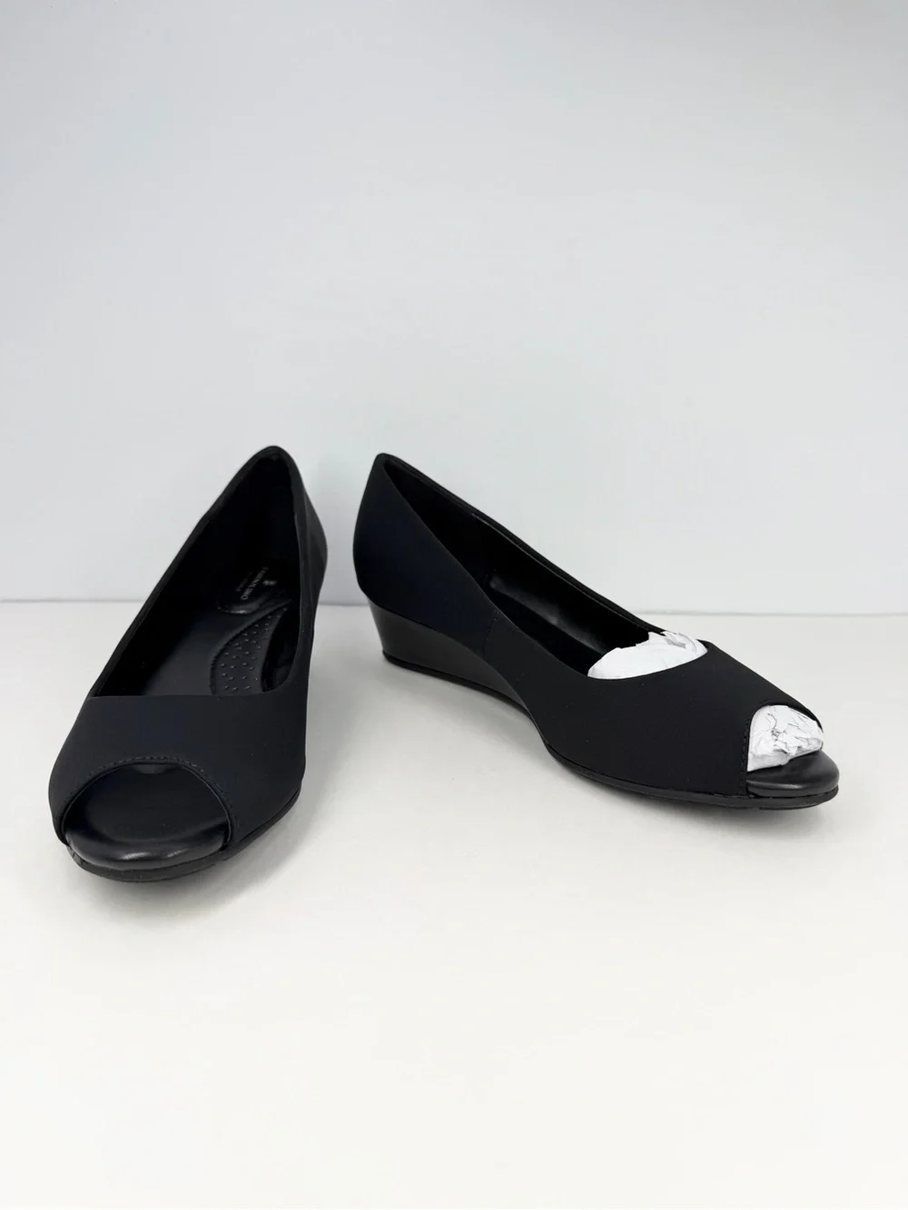 Bandolino Women's Candra Low Wedge Peep Toe Dress Pumps Size 8.5M